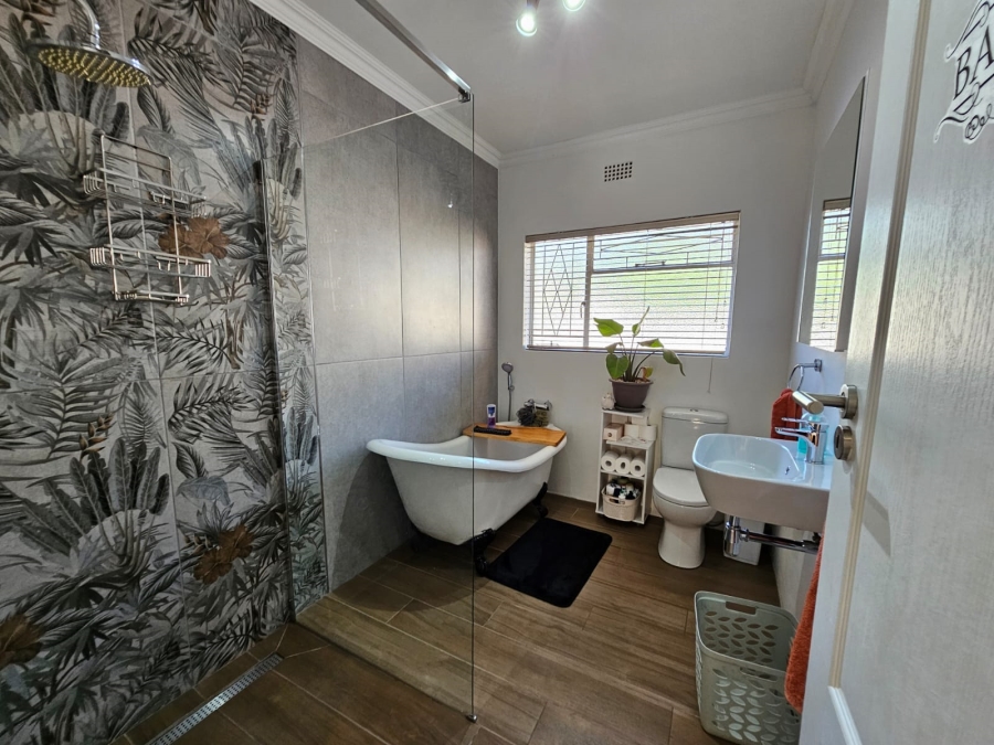 3 Bedroom Property for Sale in Ferndale Western Cape